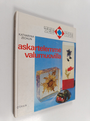 Katharina Zechlin : Askartelemme valumuovilla
