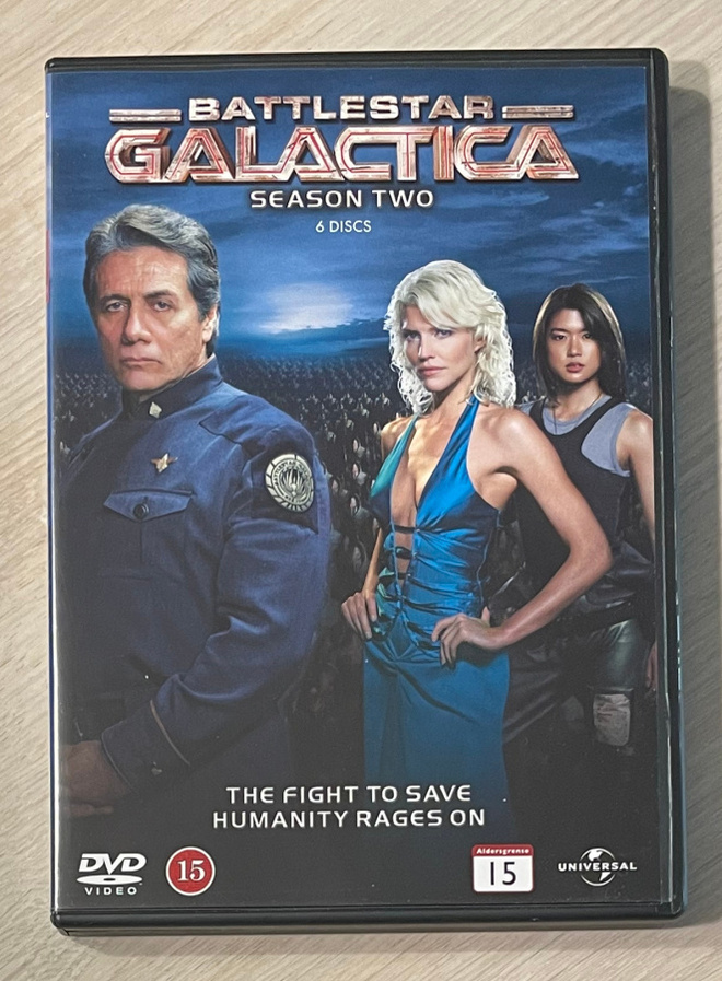 Taisteluplaneetta Galactica: Kausi 2 (2005-2006) 6DVD