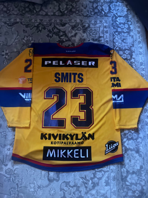 Alberts Smits gameworn Jukurit vieraspelipaita