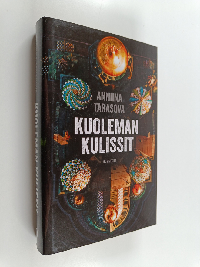Anniina Tarasova : Kuoleman kulissit