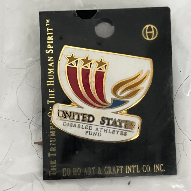 USA paraurheilija rahaston pinssi