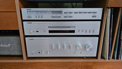 Yamaha Hi-Fi-paketti – Hopea (A-S700, CD-S700 & T-1060)