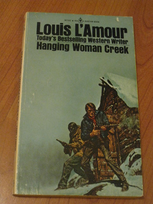 LOUIS L'AMOUR - HANGING WOMEN CREEK (engl. kielinen)
