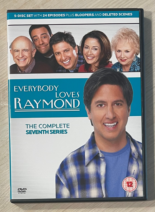 Kaikki rakastavat Raymondia: Kausi 7 (5DVD)