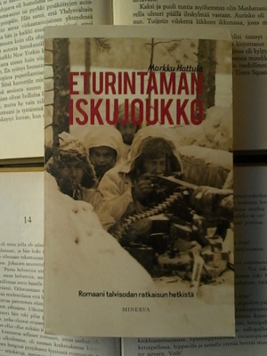 Markku Hattula - Eturintaman iskujoukko (pokkari)