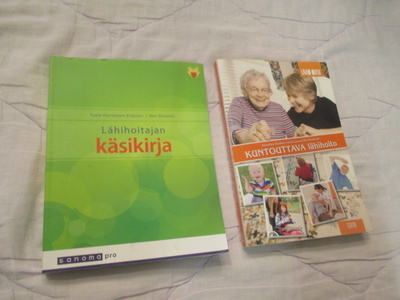 LÄHIHOITAJAN KÄSIKIRJA & KUNTOUTTAVA LÄHIHOITO