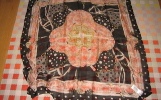 Silkkihuivi  100 x 98cm
