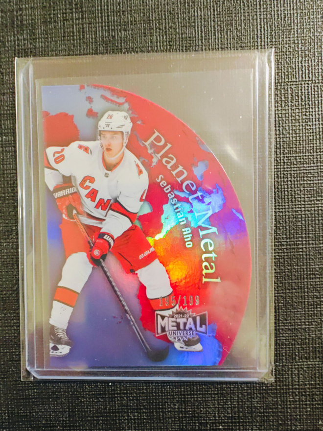 Sebastian Aho - 21-22 Metal Universe Planet Metal Red /199