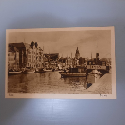 PK Turku aluksia joessa mm INIÖ laiva *