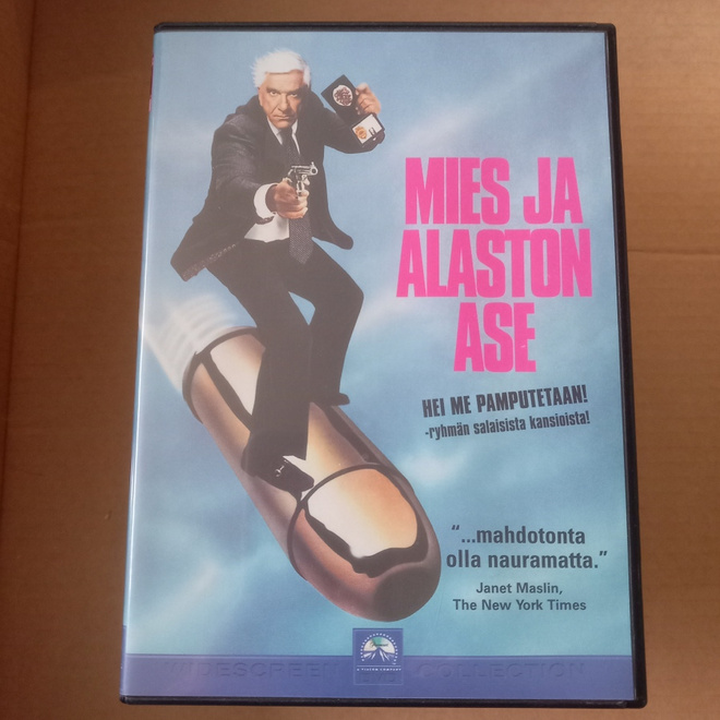 Mies ja alaston ase Suomi DVD