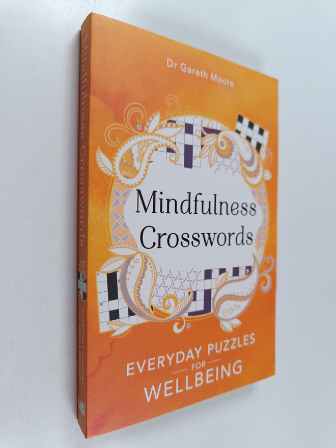 Gareth Moore : Mindfulness Crosswords - Everyday puzzles ...