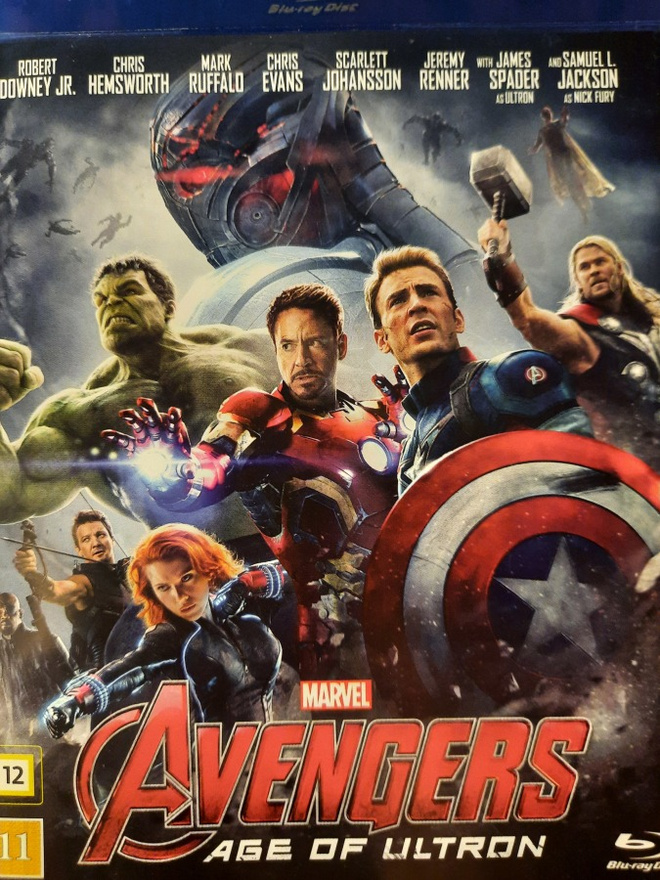 AVENGERS AGE OF ULTRON  BLU-RAY