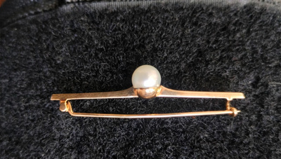 Rintakoru 14k Art Deco -aikakauden koru 1920-luvun lopulta
