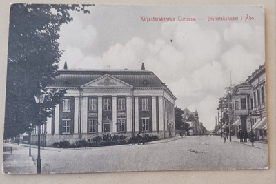 Turku, Kirjastotalo, jalankulkijoita, mv pk, ei p.