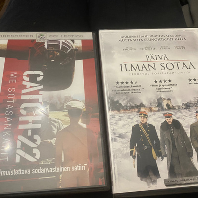 Catch-22, Jarhead, Vihollinen porteilla, Päivä ilman sotaa