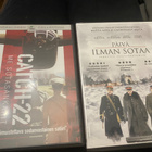 Catch-22, Jarhead, Vihollinen porteilla, Päivä ilman sotaa - pikkukuva 1