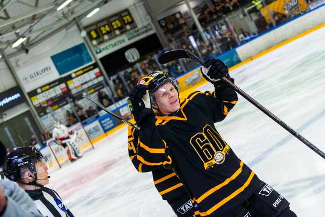 #72 Ahvenlampi GW 60-vuotisjuhlaottelun pelipaita
