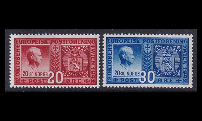 Norja 274-5 ** Postiliiton juhlavuosi (1942)