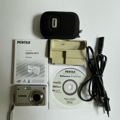 Pentax Optio A10 -vintage-digikamera. Upea Full Set