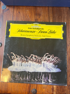 Tschaikowsky - Swan Lake lp