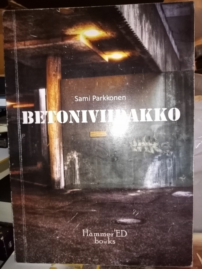 Parkkonen :  Betoniviidakko ( SIS POSTIKULU)