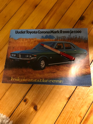 Toyota Corona Mark 2 2000 ja 2300-esite