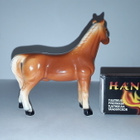 BESWICK Tyylinen POSLIINI MINIATYYRI HEVONEN , PATSAS - pikkukuva 2