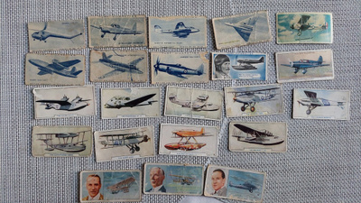 British Aircraft ym. - 22 tupakkakorttia