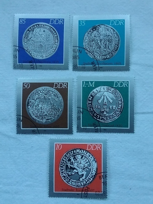 Postimerkkisarja DDR Itä-Saksa vanhoja rahoja