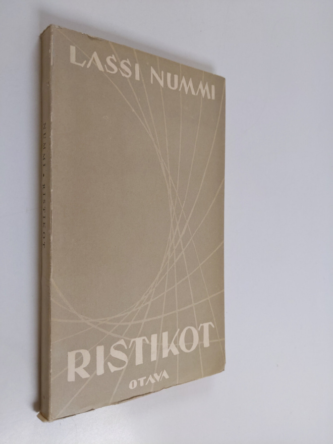 Lassi Nummi : Ristikot : novelleja, kuvia, balladi