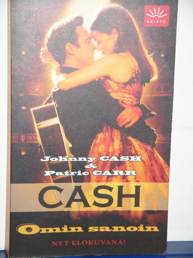 Johnny Cash : CASH  Omin sanoin