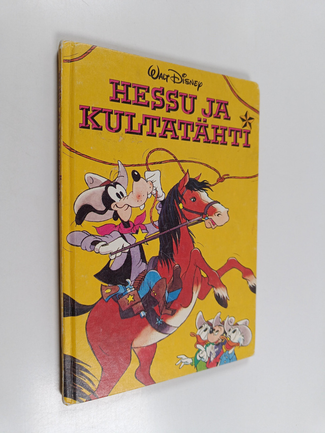 Walt Disney : Hessu ja kultatähti : Disneyn satulukemisto