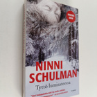 Ninni Schulman : Tyttö lumisateessa - pikkukuva 1