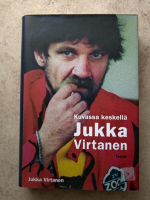 Jukka Virtanen: Kuvassa keskellä Jukka Virtanen, sid.