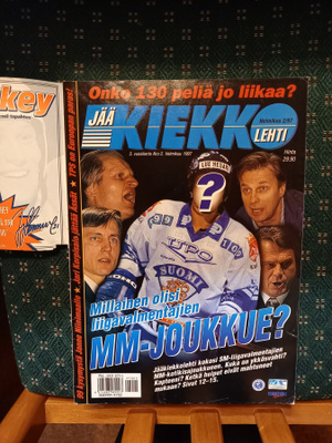 2/97 jääkiekkolehti  (kannessa liigavalmentajia)