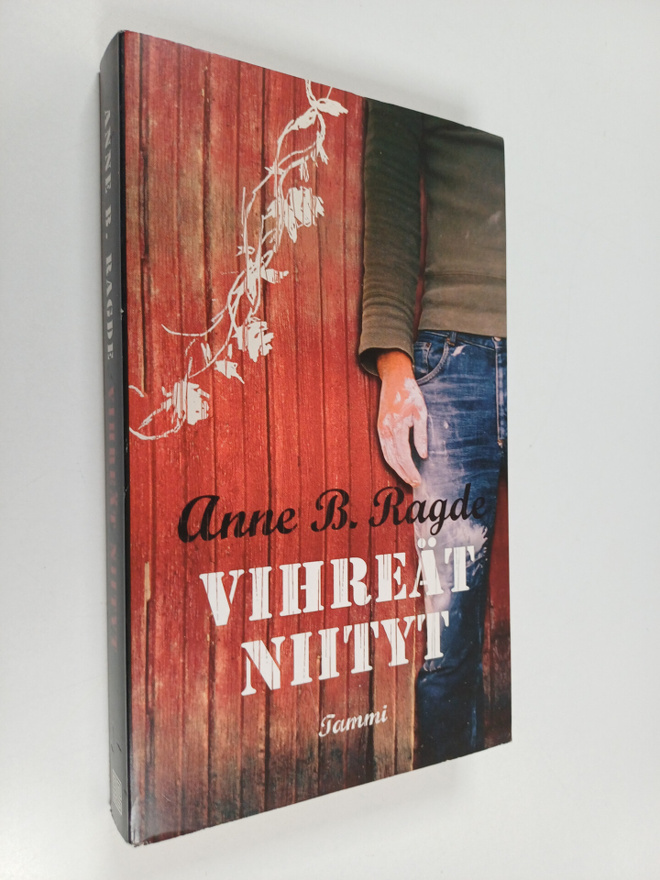 Anne B. Ragde : Vihreät niityt