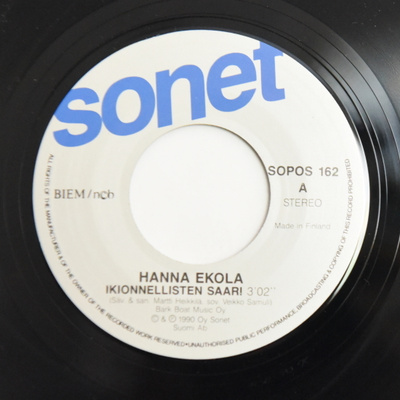 Single: Ekola, Hanna - Ikionnellisten saari /Hallako sun vei