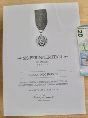 VANHA Luovari Suojeluskunta Perinnemitali 1917-1994