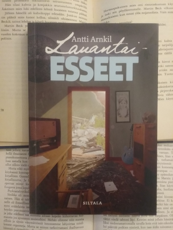Antti Arnkil - Lauantaiesseet (nid.)