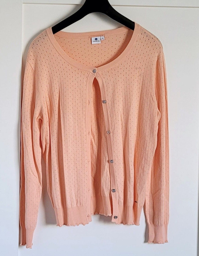 Luhdan uusi 79 euron neuletakki L-XL