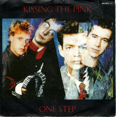 KISSING THE PINK: One Step / Footsteps 7"kk