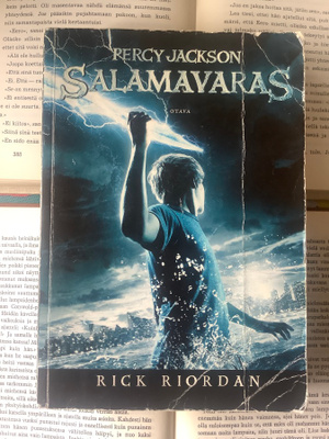 Rick Riordan - Percy Jackson: Salamavaras (nid.)