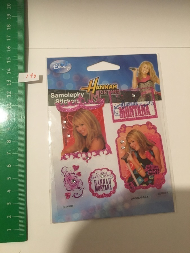 tarra 190 : HANNAH MONTANA
