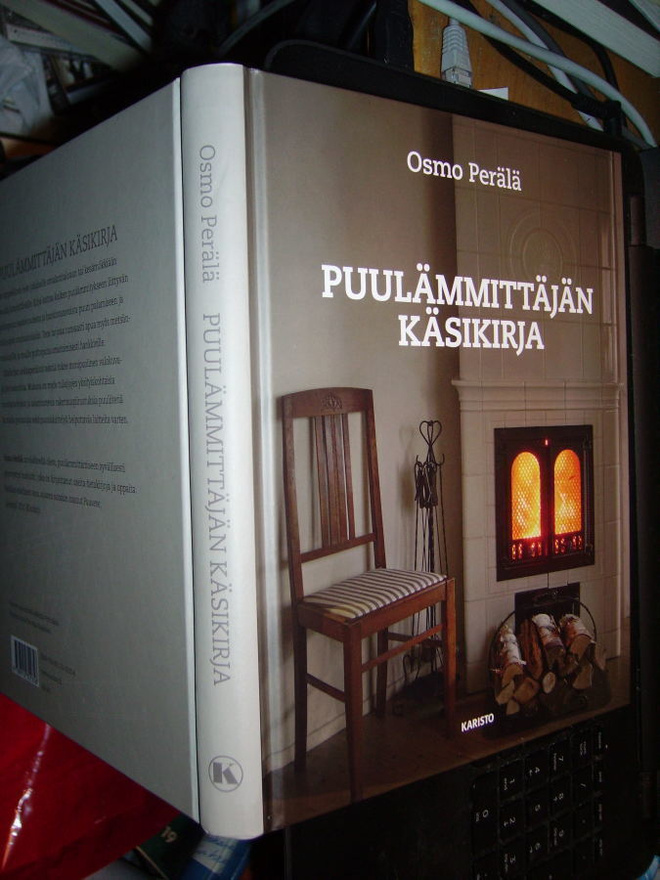 Osmo Perälä : Puulämmittäjän käsikirja ( 1 p. 2012 ) EIPK