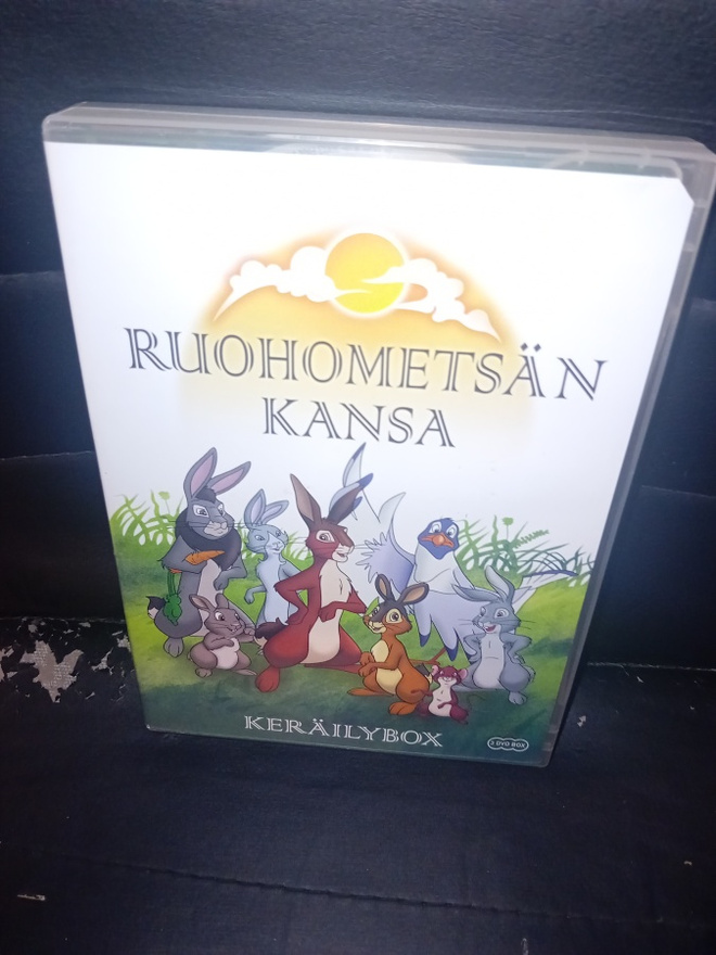 3dvd Ruohometsän kansa KERÄILYBOX ( SIS POSTIKULU  )