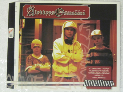Älykkyysosamäärä • Onnellinen CD-Single