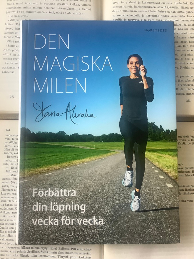 Maria Akraka - Den magiska milen (inbunden bok)