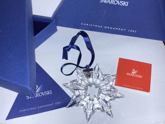 Swarovski 622498 Annual Edition Ornament 2003 (2003-2003)
