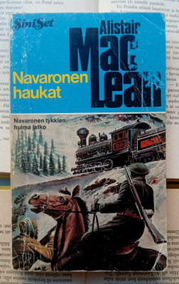Alistair MacLean - Navaronen haukat (pokkari)