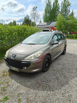Peugeot 5D 307 SW VUODEN LEIMALLA